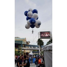 Fly with balloons
